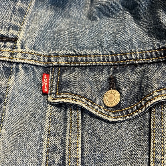 Jean jacket - Picture 3 of 3